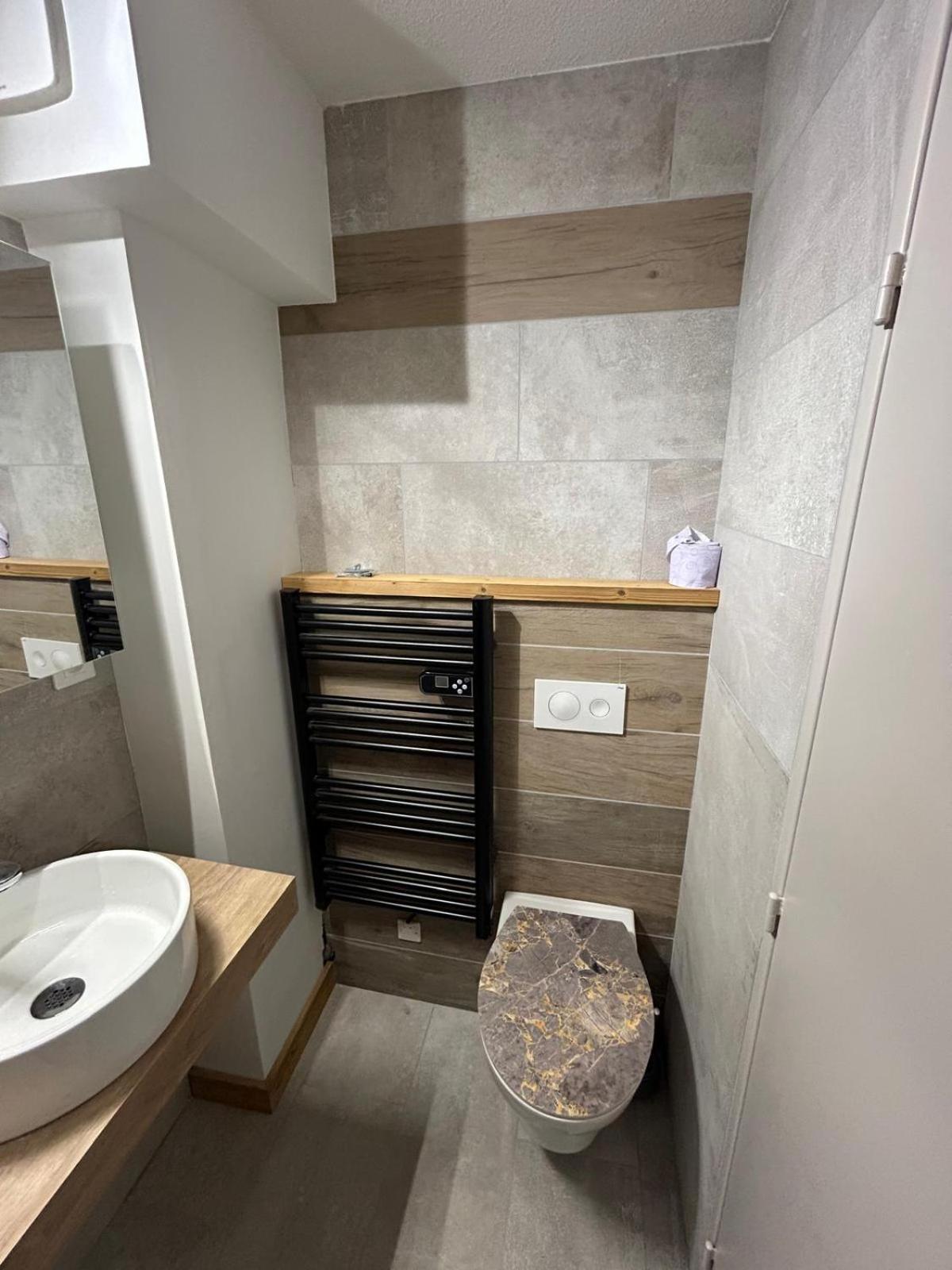 Chaleureux Appartement Moderne ブリアンソン エクステリア 写真